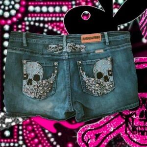 🖤✨ Platinum Plush Skull Angel Wing Shorts ✨🖤